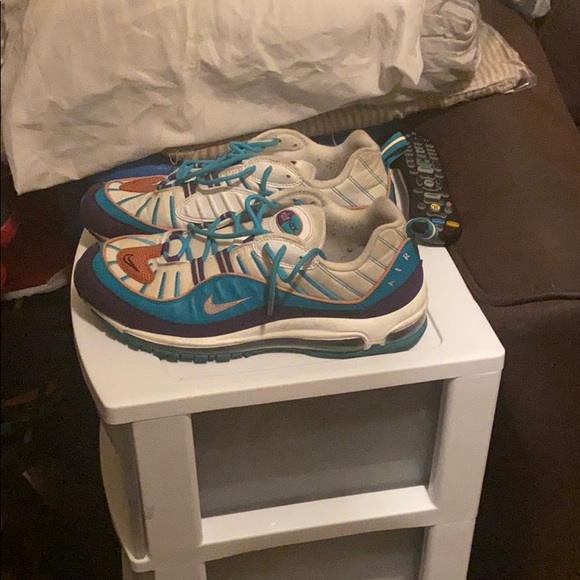 Air max - Picture 2 of 2